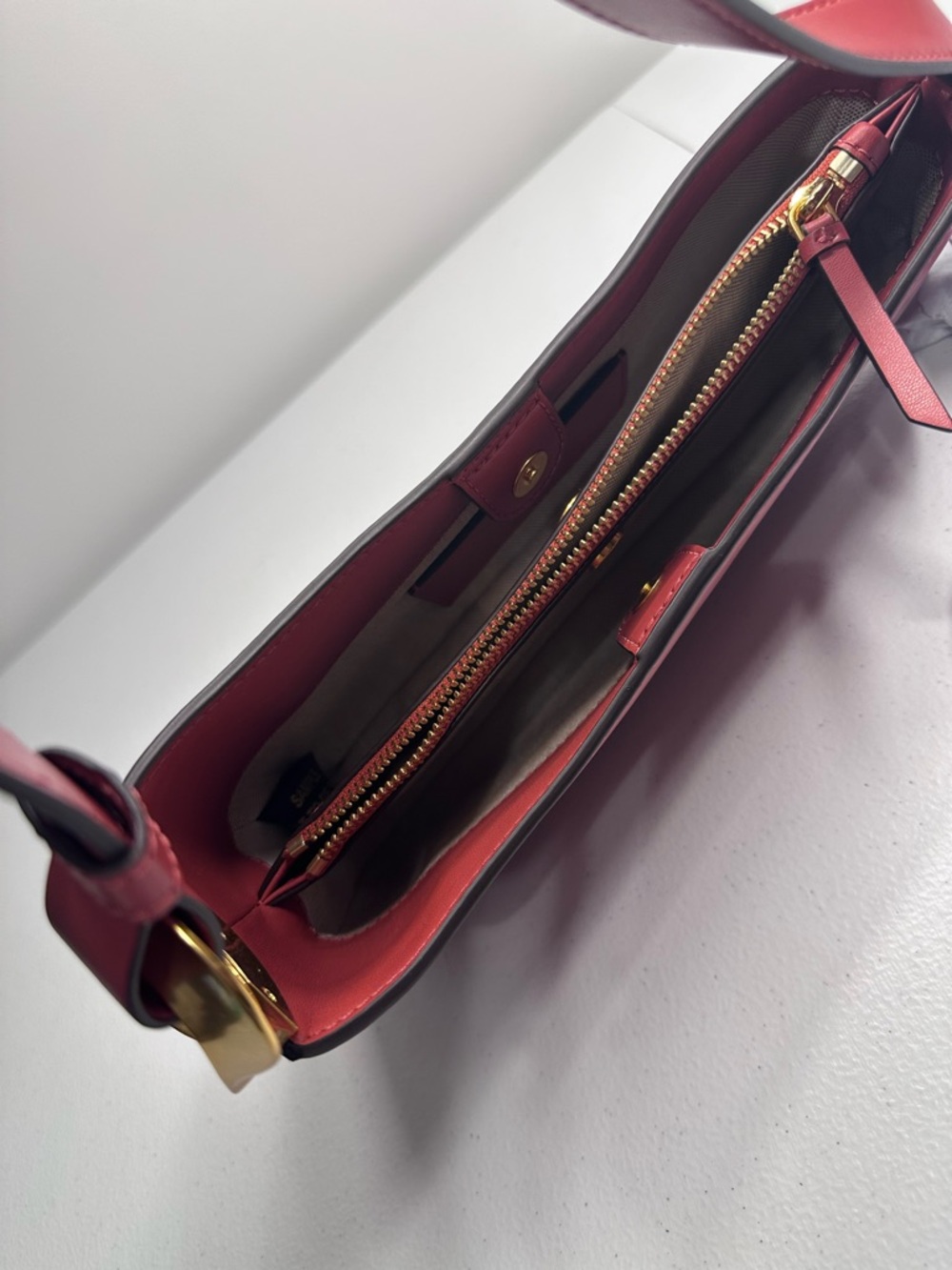 Donna Karan Brick Red Leather Baguette Shoulder Bag Gold Hardware - Picture 6 of 7